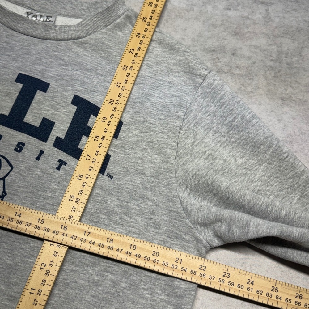 Yale University Bulldog Graphic Crewneck Mens Large Gray Sleeve Print Sweatshirt - Picture 8 of 9